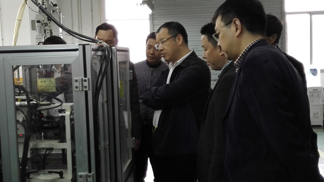 杨齐总裁到44118太阳成城集团深圳分公司调研