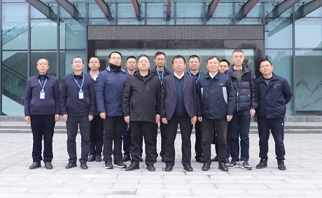 蒋文春率队莅临绵阳44118太阳成城集团公司调研指导事情